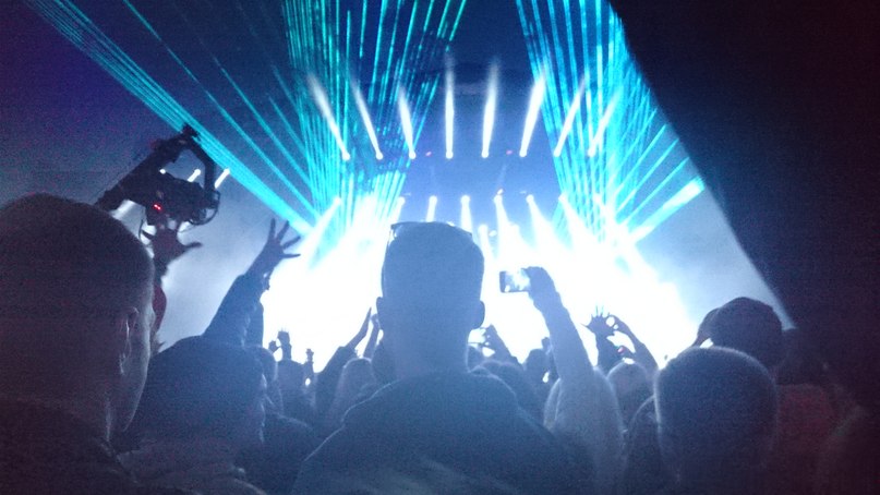 Armin van Buuren - Live @ Pier 36, New York City (31.12.2012) (Part 1)